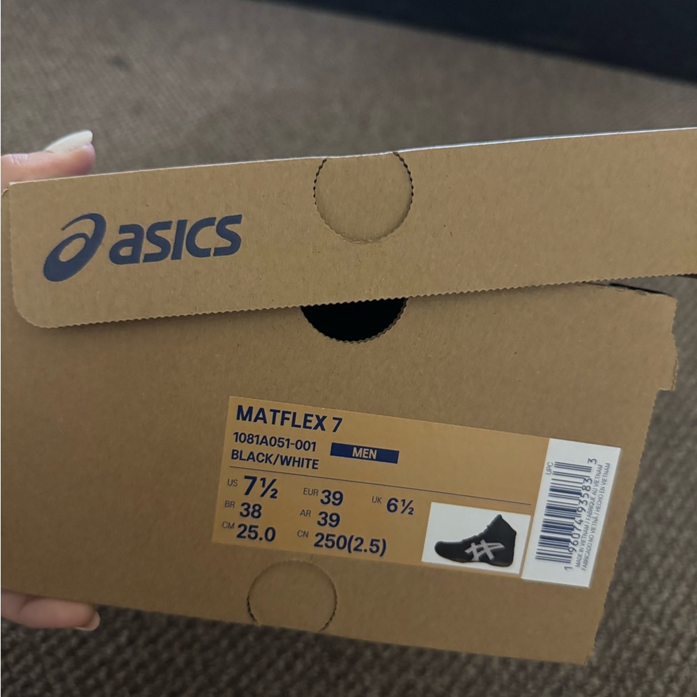 Asics Matflex 7 Shoes - Black and White